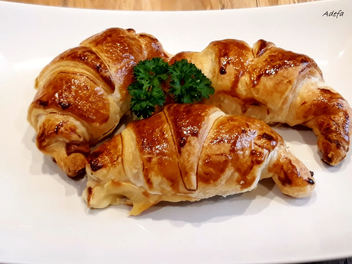 Rezept: Fingerfood...Käse - Schinken - Croissant Bild Nr. 5438 Fingerfood...Käse - Schinken - Croissant - Rezept - Bild Nr. 5438