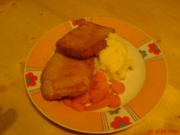 Gebackener Leberkäse, Kartoffelpüree und glasierte Karotten - Rezept