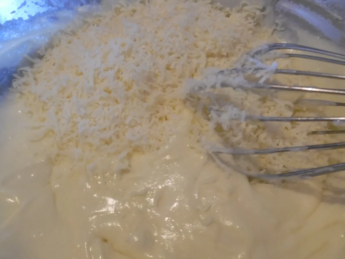 Ravioli mit Käsefüllung und Basilikum-Sahne-Soße - Rezept - Bild Nr. 5437