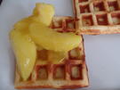 Buttermilch-Marzipanwaffeln mit Apfelkompott - Rezept - Bild Nr. 5428