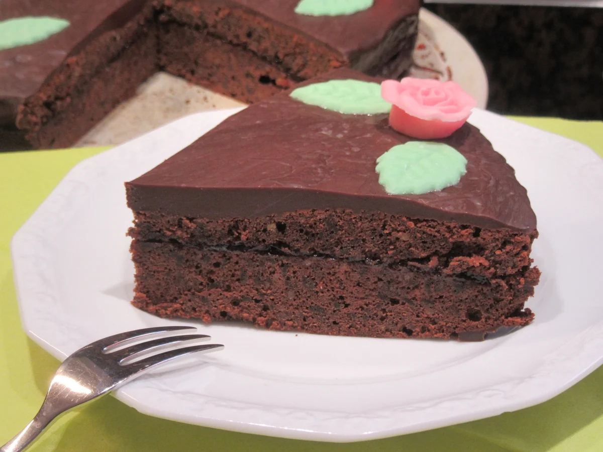 Rezept: Backen: Schokoladentorte "Sacher Art" Bild Nr. 5428 Backen: Schokoladentorte "Sacher Art" - Rezept - Bild Nr. 5428