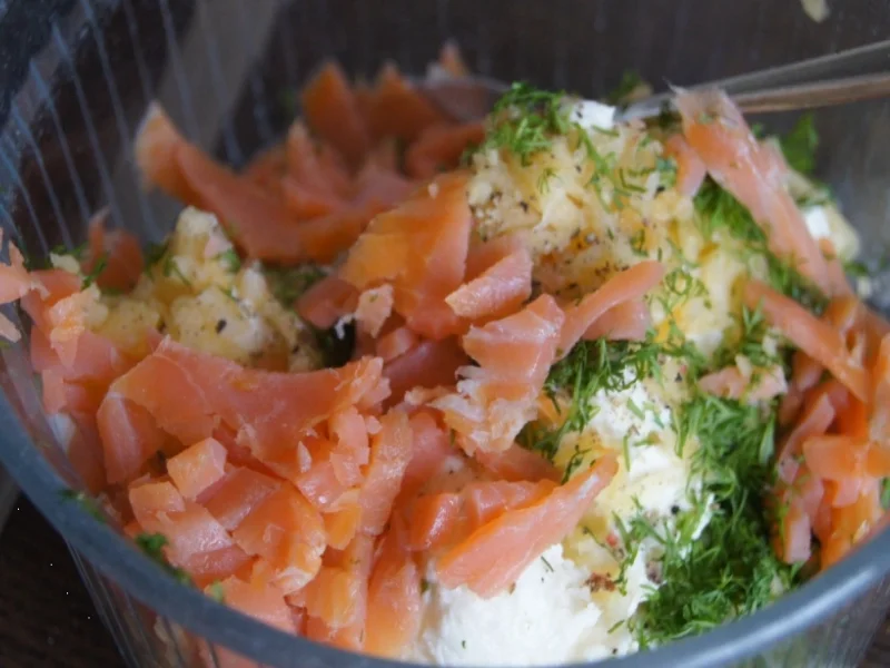 Räucherlachs-Quark mit Pellkartoffeln - Rezept - Bild Nr. 5450