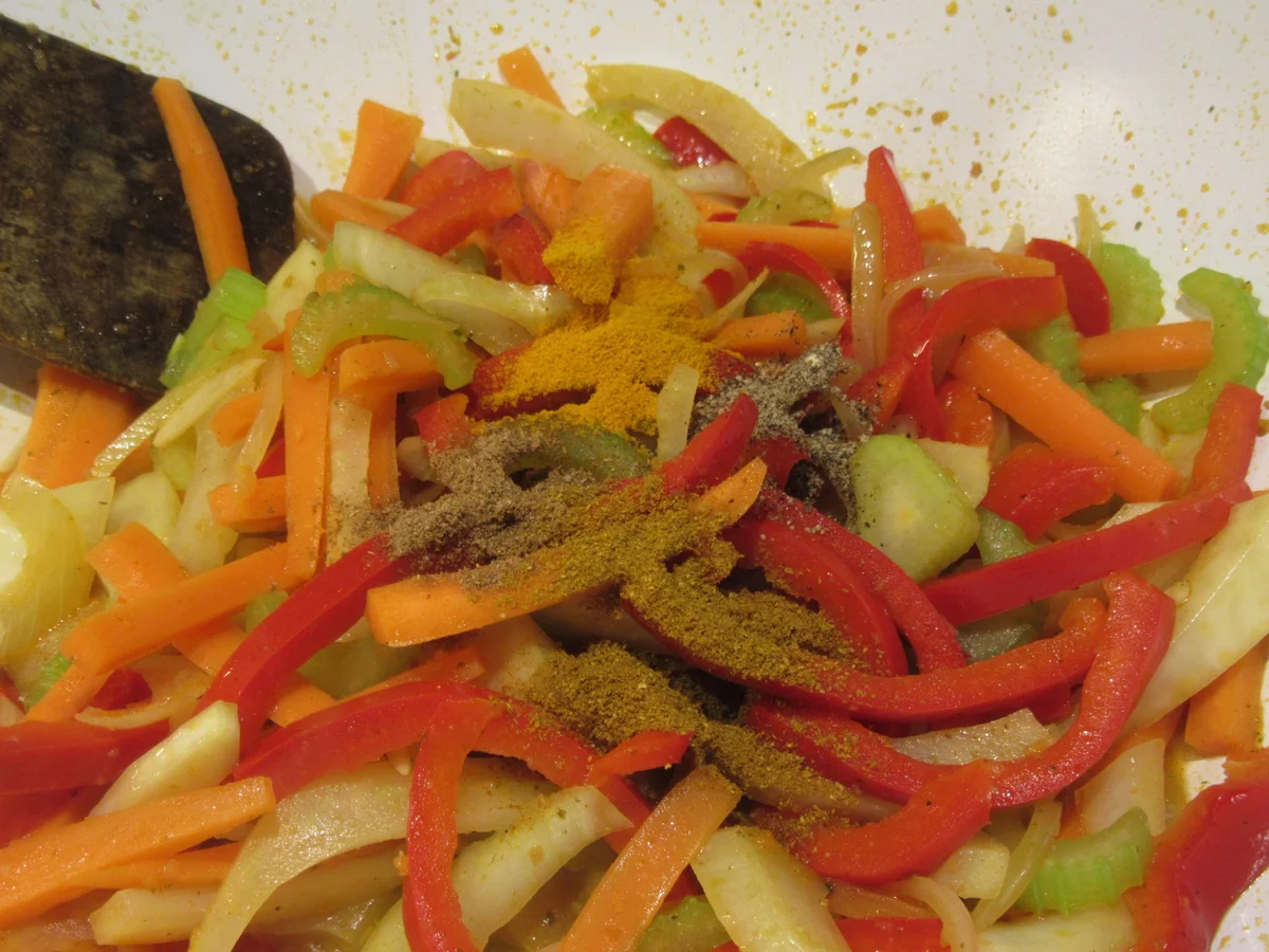 Gemüse: Buntes Wok-Gemüse - Rezept - Bild Nr. 5477