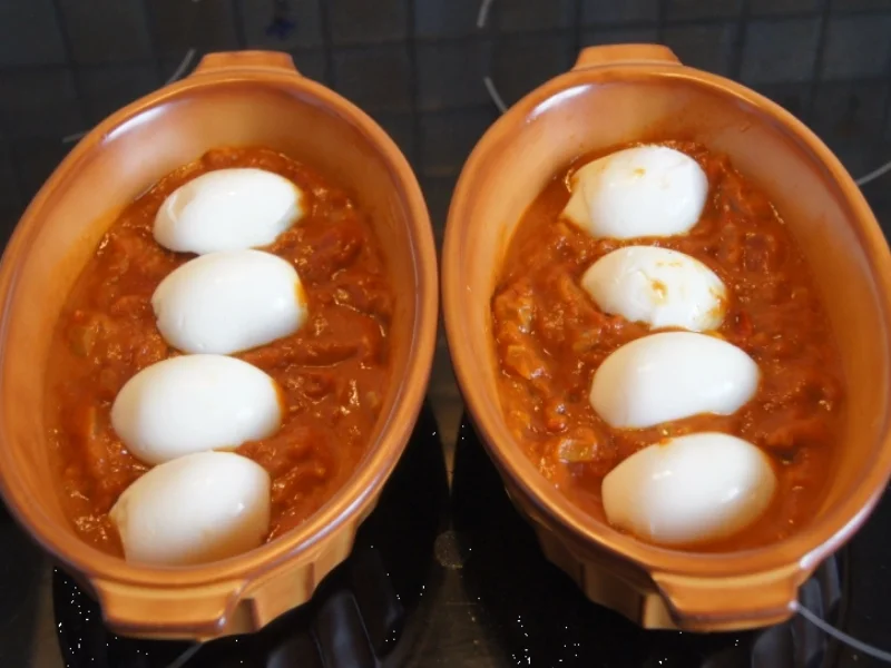 Eiercurry mit Tomaten und Fladenbrot - Rezept - Bild Nr. 5489