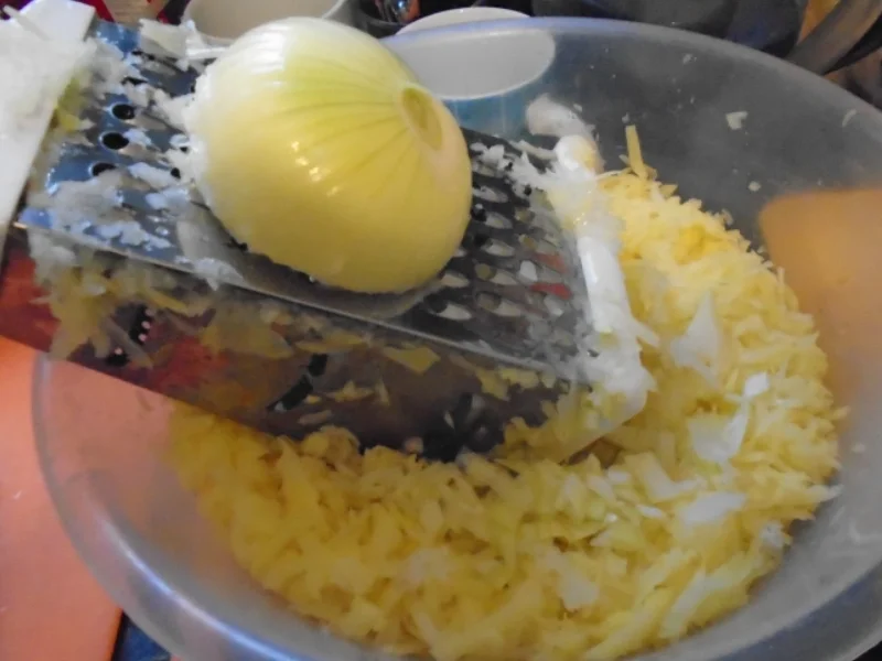 Rezept: Herzhaft asiatisch gewürzte Reibekuchen Bild Nr. 5486 Herzhaft asiatisch gewürzte Reibekuchen - Rezept - Bild Nr. 5486