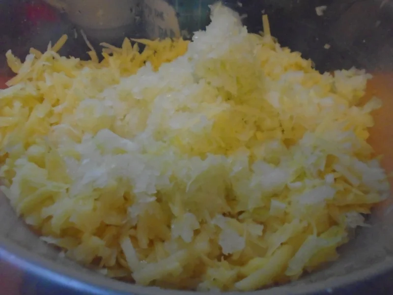 Rezept: Herzhaft asiatisch gewürzte Reibekuchen Bild Nr. 5487 Herzhaft asiatisch gewürzte Reibekuchen - Rezept - Bild Nr. 5487