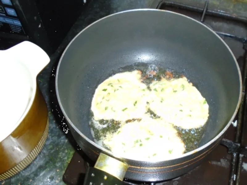 Rezept: Herzhaft asiatisch gewürzte Reibekuchen Bild Nr. 5493 Herzhaft asiatisch gewürzte Reibekuchen - Rezept - Bild Nr. 5493