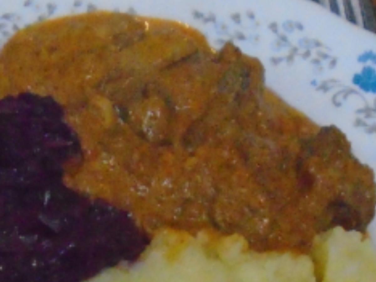 Rindfleisch-Rahm-Gulasch - Rezept mit Bild - kochbar.de