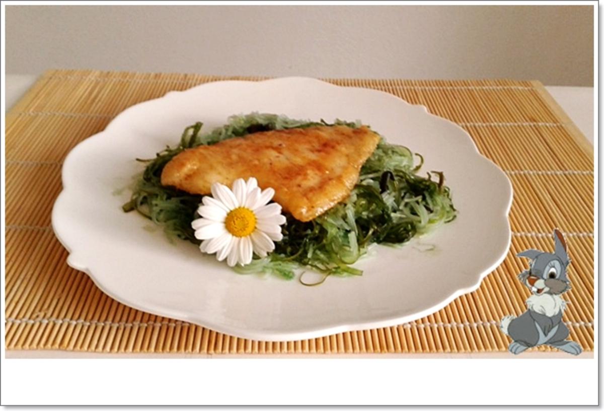 Gebratene Schollen-Filets  auf  Wakame - Glasnudeln Salat - Rezept - Bild Nr. 5485
