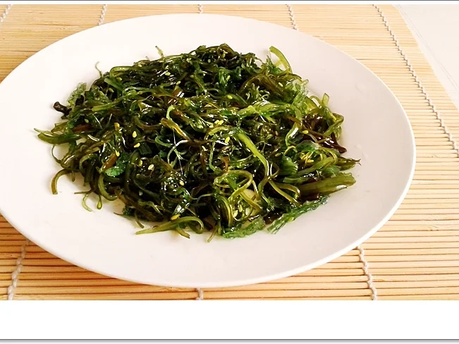 Gebratene Schollen-Filets  auf  Wakame - Glasnudeln Salat - Rezept - Bild Nr. 5488