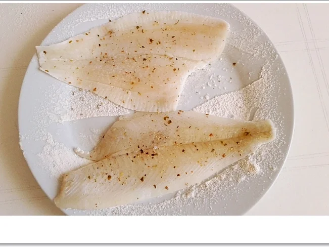 Gebratene Schollen-Filets  auf  Wakame - Glasnudeln Salat - Rezept - Bild Nr. 5494