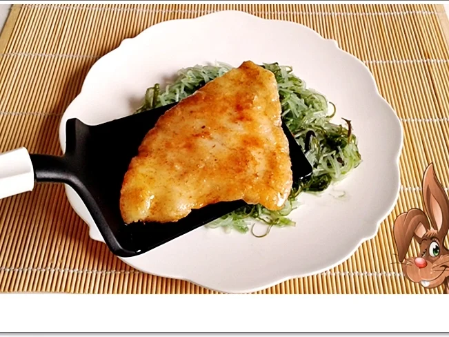 Gebratene Schollen-Filets  auf  Wakame - Glasnudeln Salat - Rezept - Bild Nr. 5496