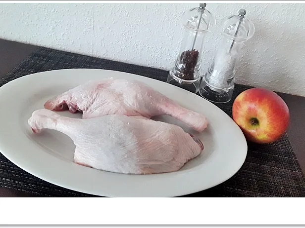 Barbarie Entenschenkel mit  Apfelscheiben  & Klöße - Rezept - Bild Nr. 5486