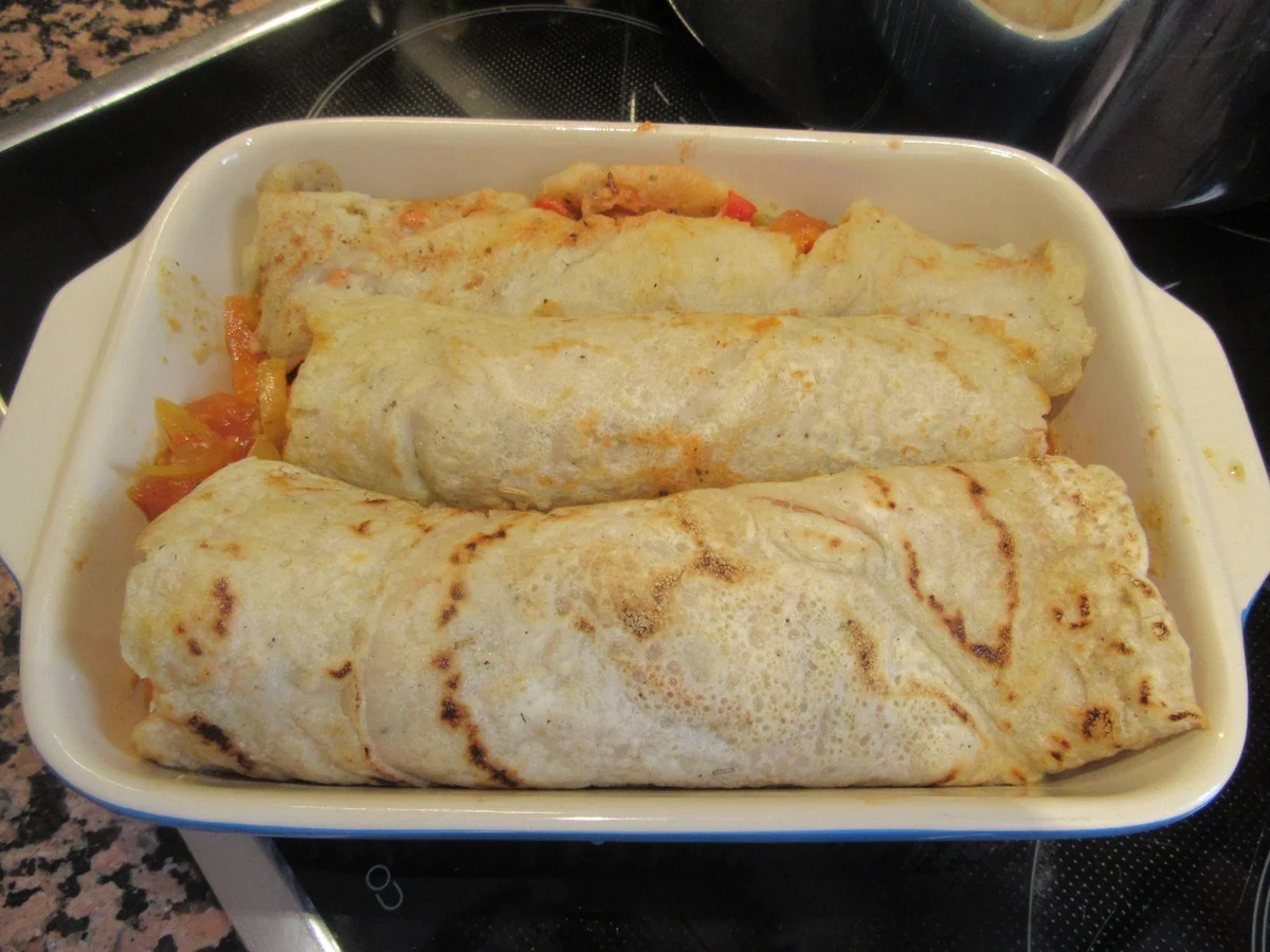 Pfannkuchen: Hefepfannkuchen "Pizzastyle" mit Gemüsefüllung - Rezept - Bild Nr. 5490