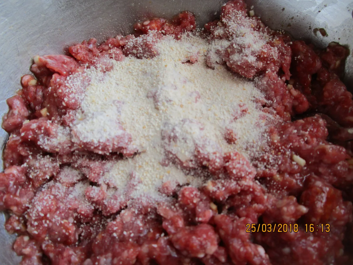 Hackbällchen-Tomaten-Auflauf - Rezept - Bild Nr. 5493