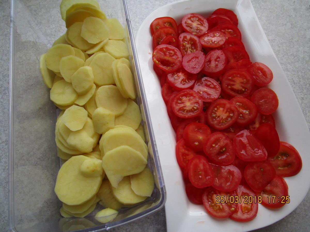 Hackbällchen-Tomaten-Auflauf - Rezept - Bild Nr. 5495