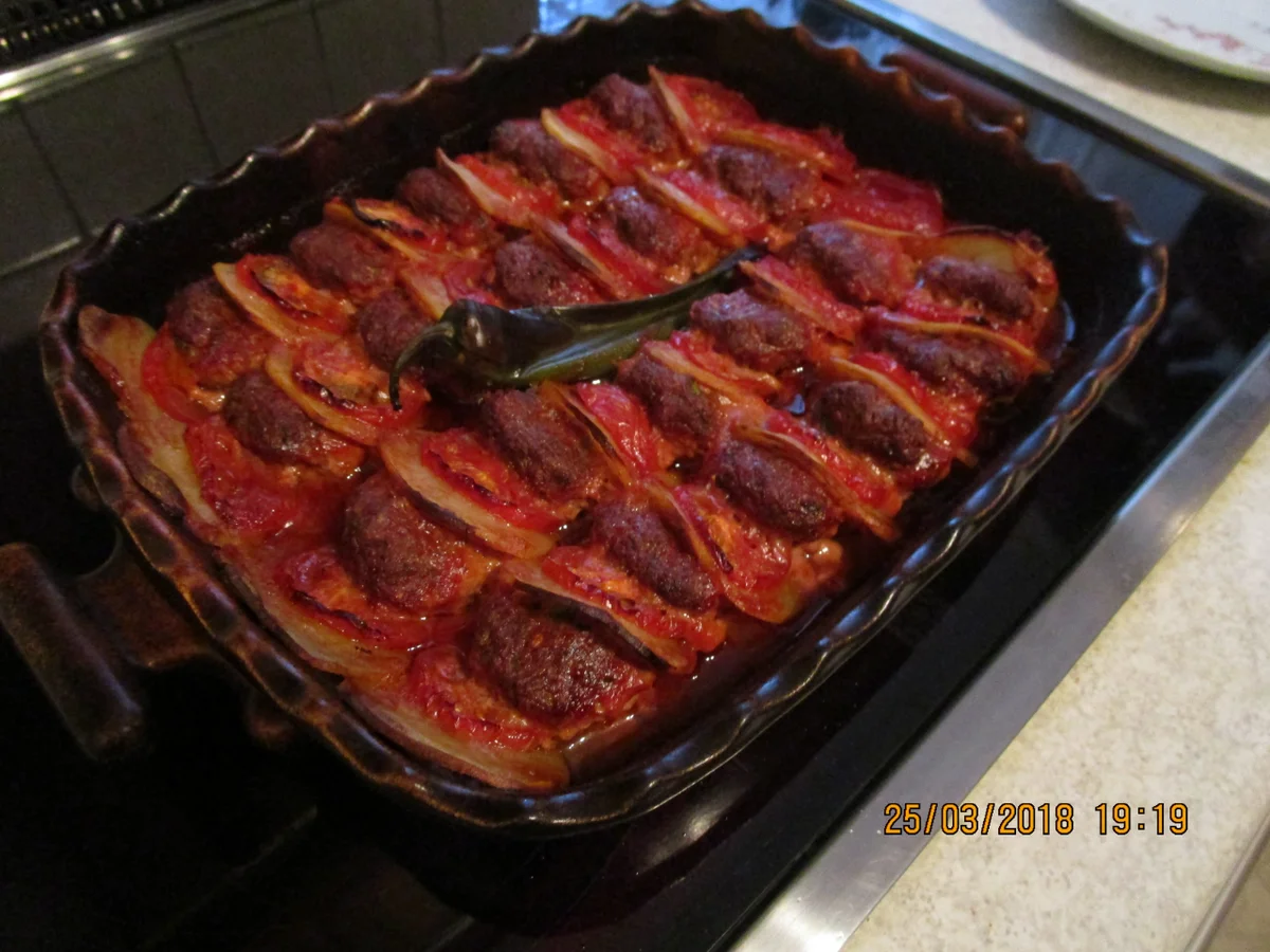 Hackbällchen-Tomaten-Auflauf - Rezept - Bild Nr. 5501