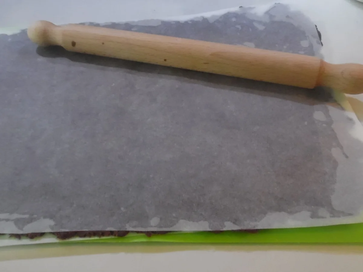 Schwarz-Weiss-Gebäck-Blumen - Rezept - Bild Nr. 5493