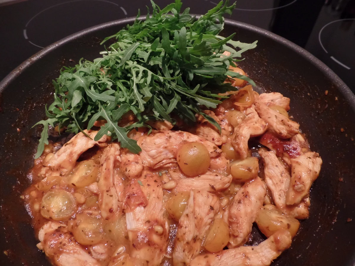 Rucola-Tomaten-Hähnchen - Rezept - Bild Nr. 5493