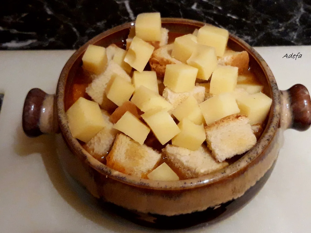 Rezept: Französische Zwiebelsuppe Bild Nr. 5490 Französische Zwiebelsuppe - Rezept - Bild Nr. 5490