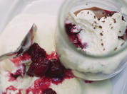 Schwarzwälder Kirsch im Glas mit Vanilleparfait - Rezept - Bild Nr. 2