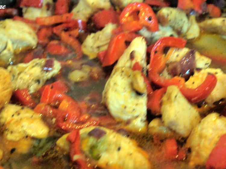 Pasta mit Hähnchenbrust und Spitzpaprika in Weinbrandsauce - Rezept ...