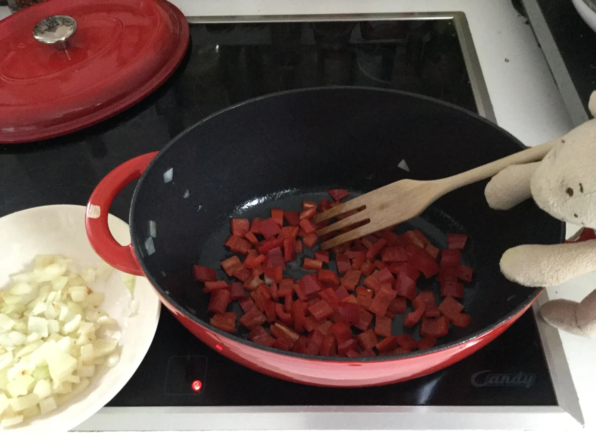 Rezept: Rindergulasch mit Paprika a la Ari Bild Nr. 5512 Rindergulasch mit Paprika a la Ari - Rezept - Bild Nr. 5512