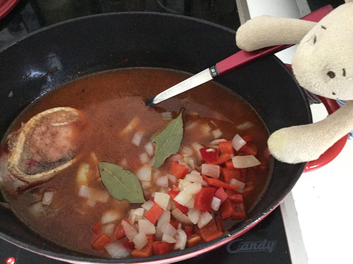 Rindergulasch mit Paprika a la Ari - Rezept - Bild Nr. 5516