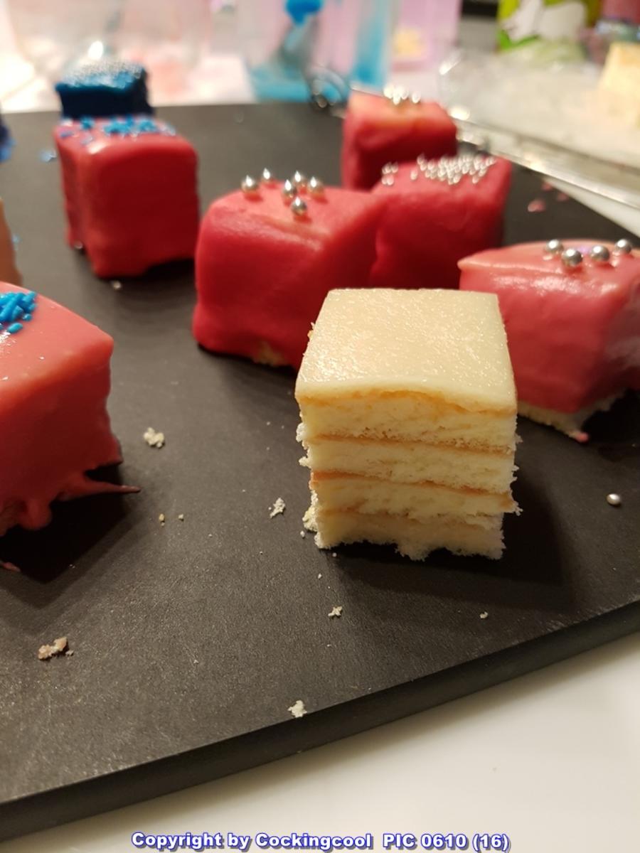 Bilder für Oma Löffel`s Kleingebäck = Petit Four`s (Bildrezept zur einfachen Herstellung) - Rezept