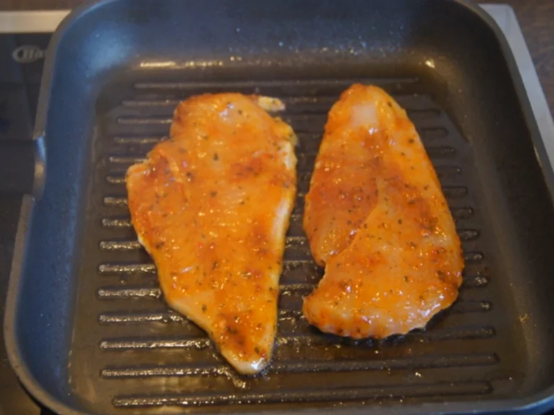 Hähnchen-Minutensteak mit Zwiebeln und Champignons - Rezept - Bild Nr. 5517