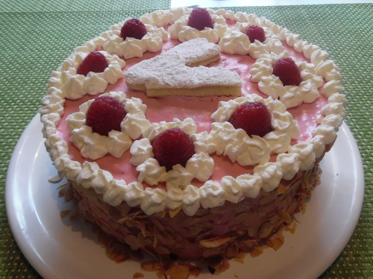 Himbeer-Wickeltorte - Rezept - Bild Nr. 2