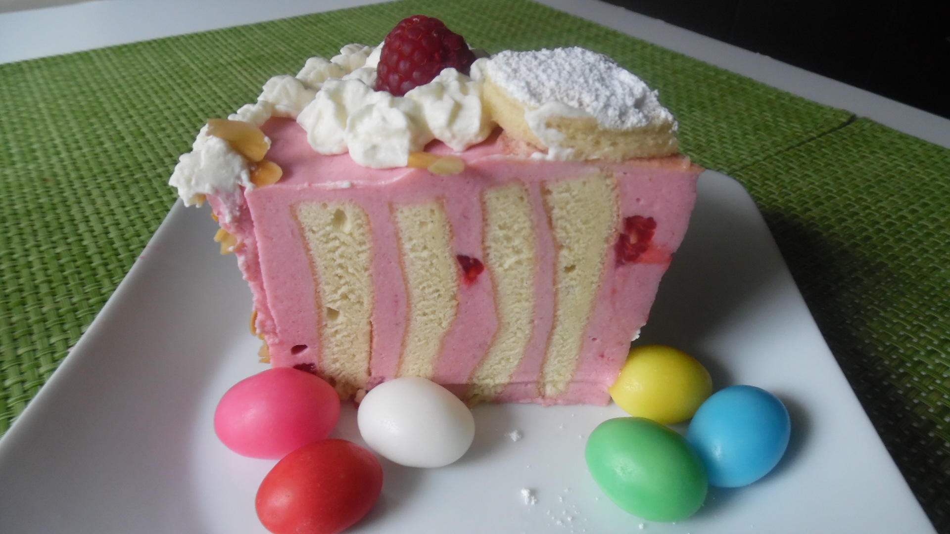 Bilder für Himbeer-Wickeltorte - Rezept