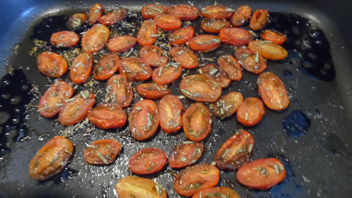 Forellen-Filets in Tomaten-Rahm-Soße gegart mit Petersilien-Reis - Rezept - Bild Nr. 5536