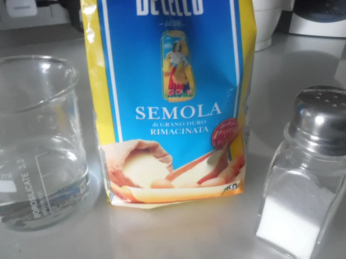 Kalbsmedaillons mit Gorgonzola-Soße, Cavatelli und Gemüsebeilage - Rezept - Bild Nr. 5536