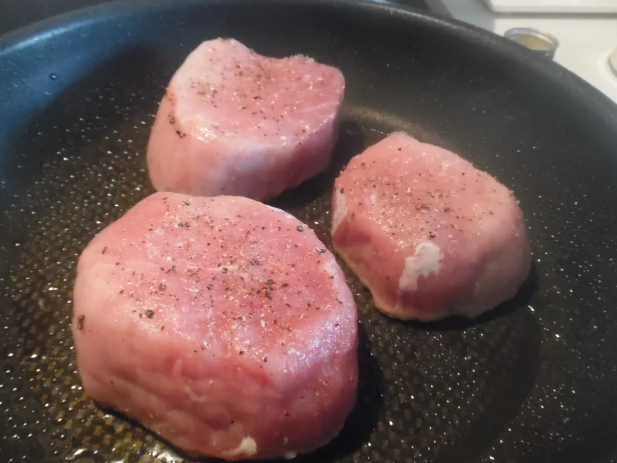 Kalbsmedaillons mit Gorgonzola-Soße, Cavatelli und Gemüsebeilage - Rezept - Bild Nr. 5539