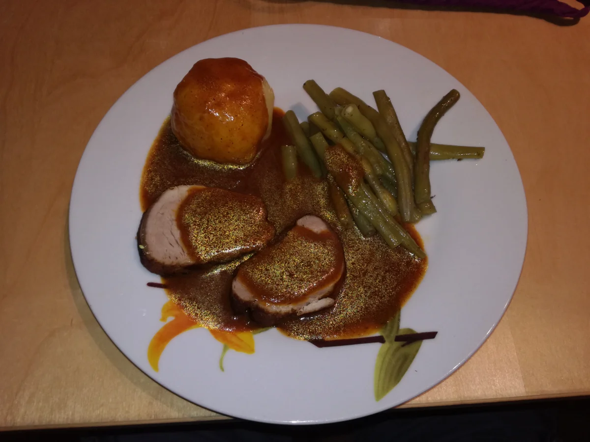 Rezept: Schweinelende mit Kräuterfüllung Bild Nr. 5566 Schweinelende mit Kräuterfüllung - Rezept - Bild Nr. 5566