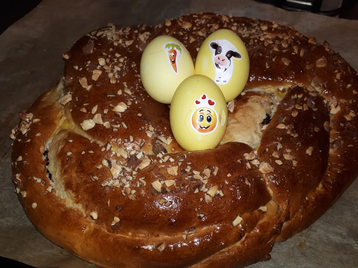 BiNe` S GEFÜLLTER OSTERKRANZ - Rezept - Bild Nr. 5557