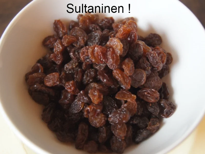 Zarter Tafelspitz mit pikanter Meerrettichsauce, Honig-Möhreblüten und Drillingen - Rezept - Bild Nr. 5565