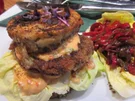 Rezept: Burger: Böhmischer Knödelburger mit lauwarmem Paprika-Zwiebel-Gemüse Bild Nr. 5568 Burger: Böhmischer Knödelburger mit lauwarmem Paprika-Zwiebel-Gemüse - Rezept - Bild Nr. 5568