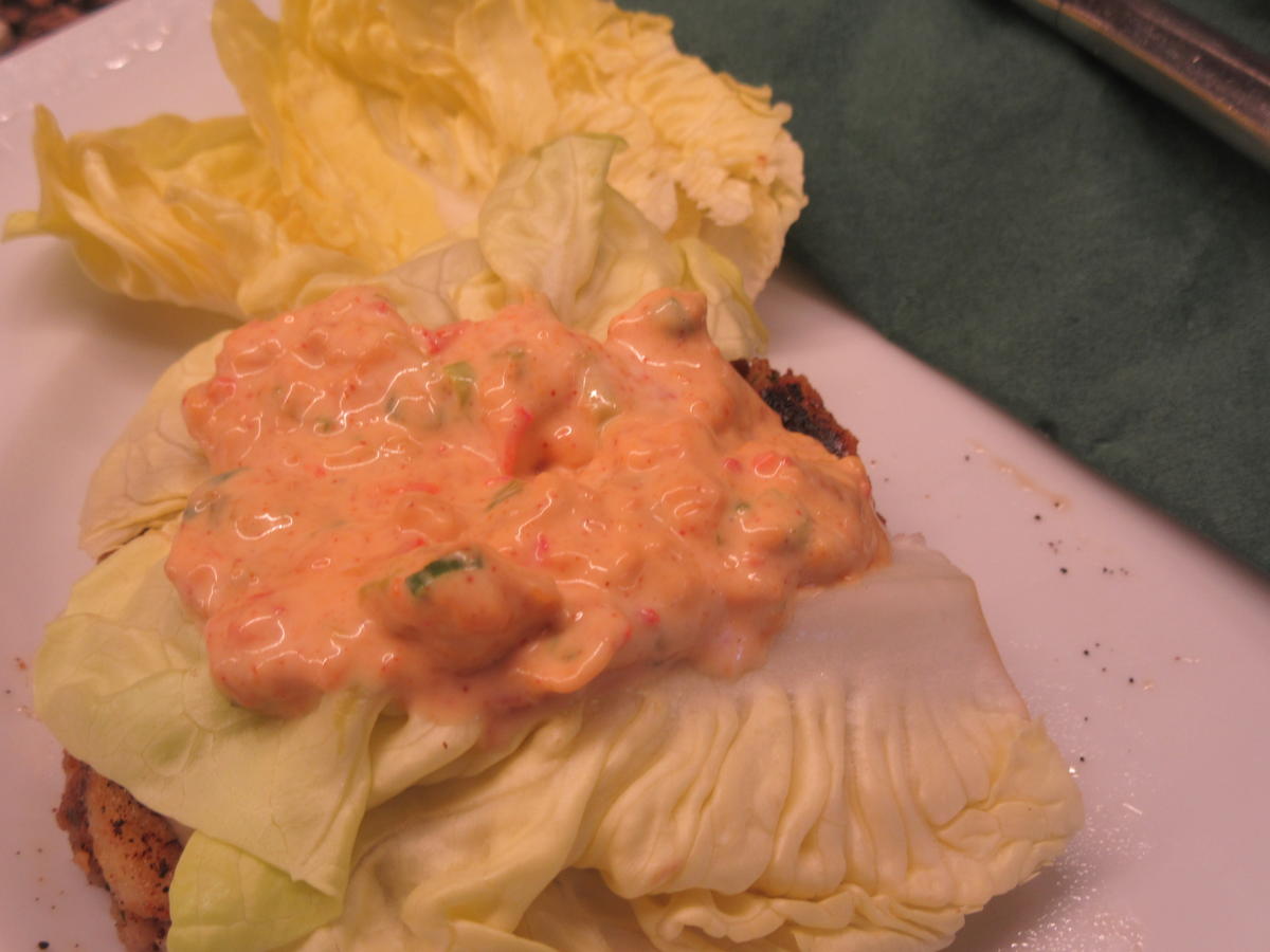 Burger: Böhmischer Knödelburger mit lauwarmem Paprika-Zwiebel-Gemüse - Rezept - Bild Nr. 5575