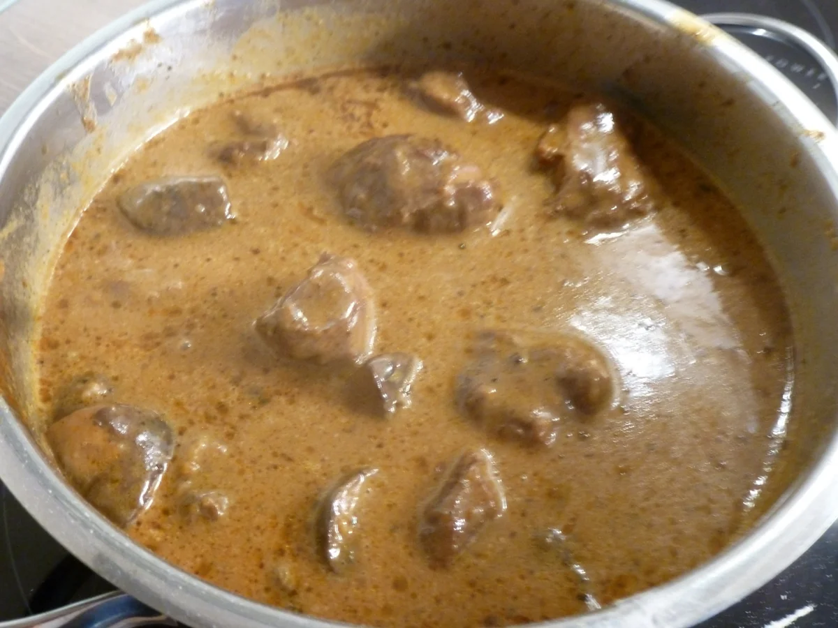 Butterzarte Schweinebäckchen in Dunkelbiersoße - Rezept - Bild Nr. 5587