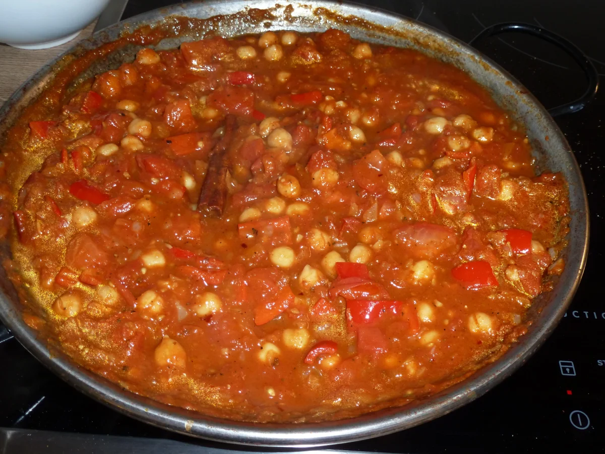 Shakshuka mit Kichererbsen & Feta - Rezept - Bild Nr. 5582