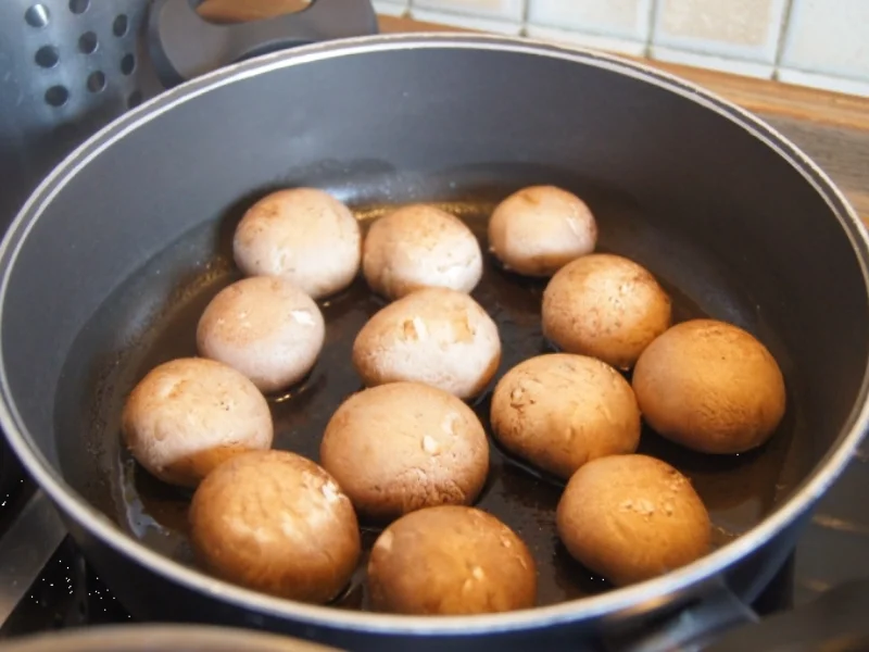 Sellerieschnitzel mit herzhaften Champignons und Indisches Reis-Pilaw - Rezept - Bild Nr. 5593