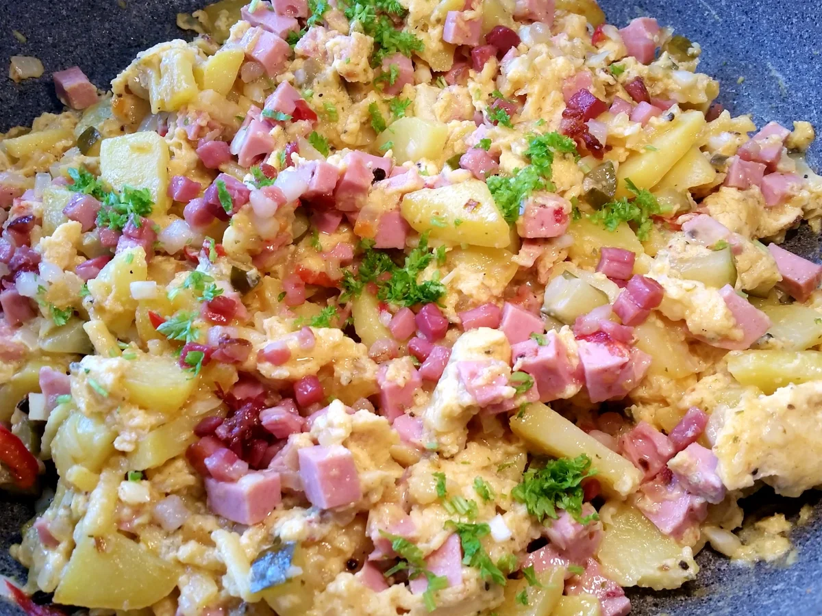Bauernfrühstück mit Paprika-Leberkäse - Rezept - Bild Nr. 5587