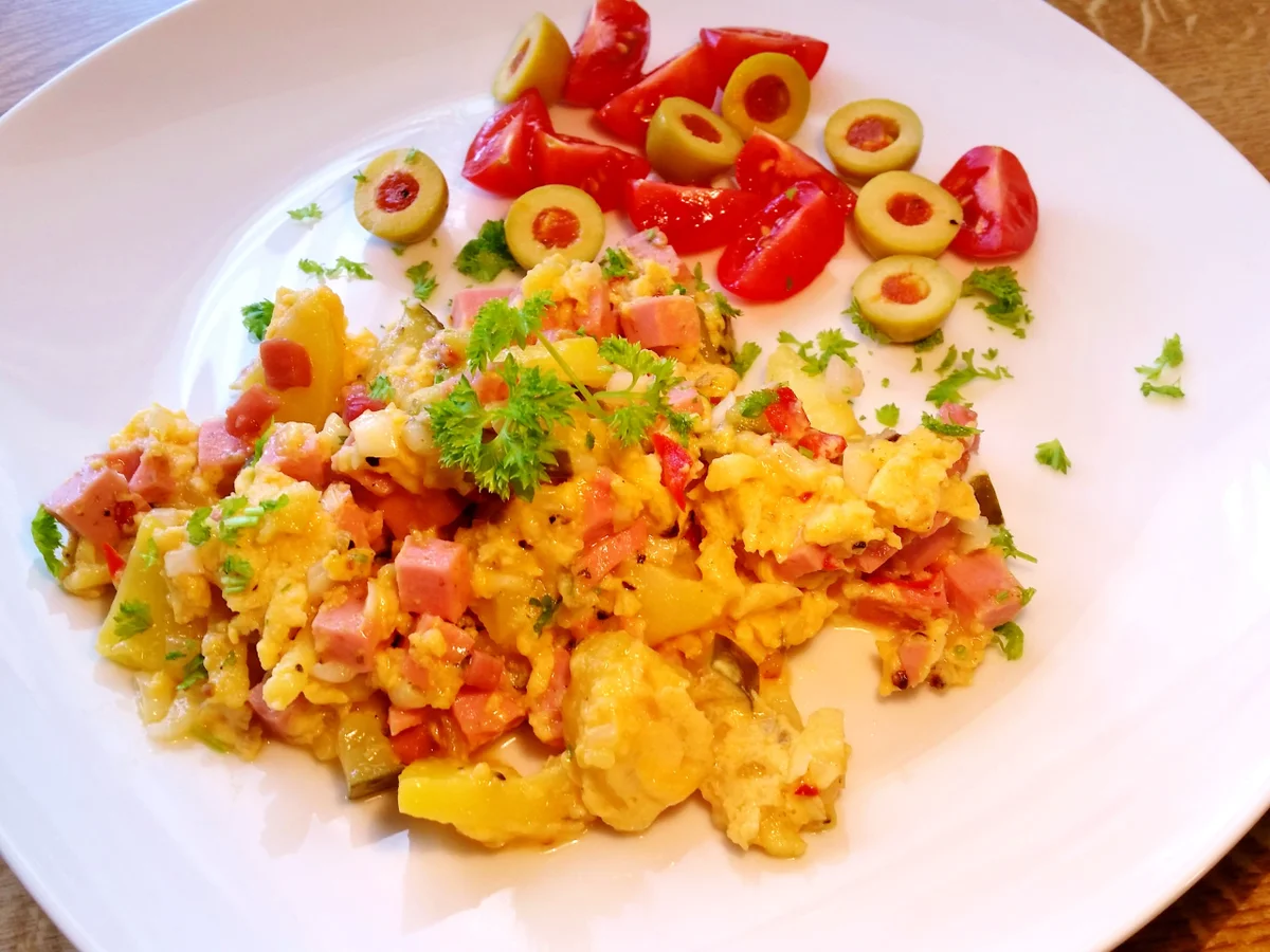 Bauernfrühstück mit Paprika-Leberkäse - Rezept - Bild Nr. 5588