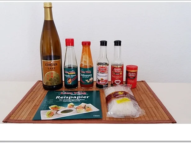 Frittierte Frühlingsrollen mit Gemüse-Hähnchen und Fadennudeln - Rezept - Bild Nr. 5597