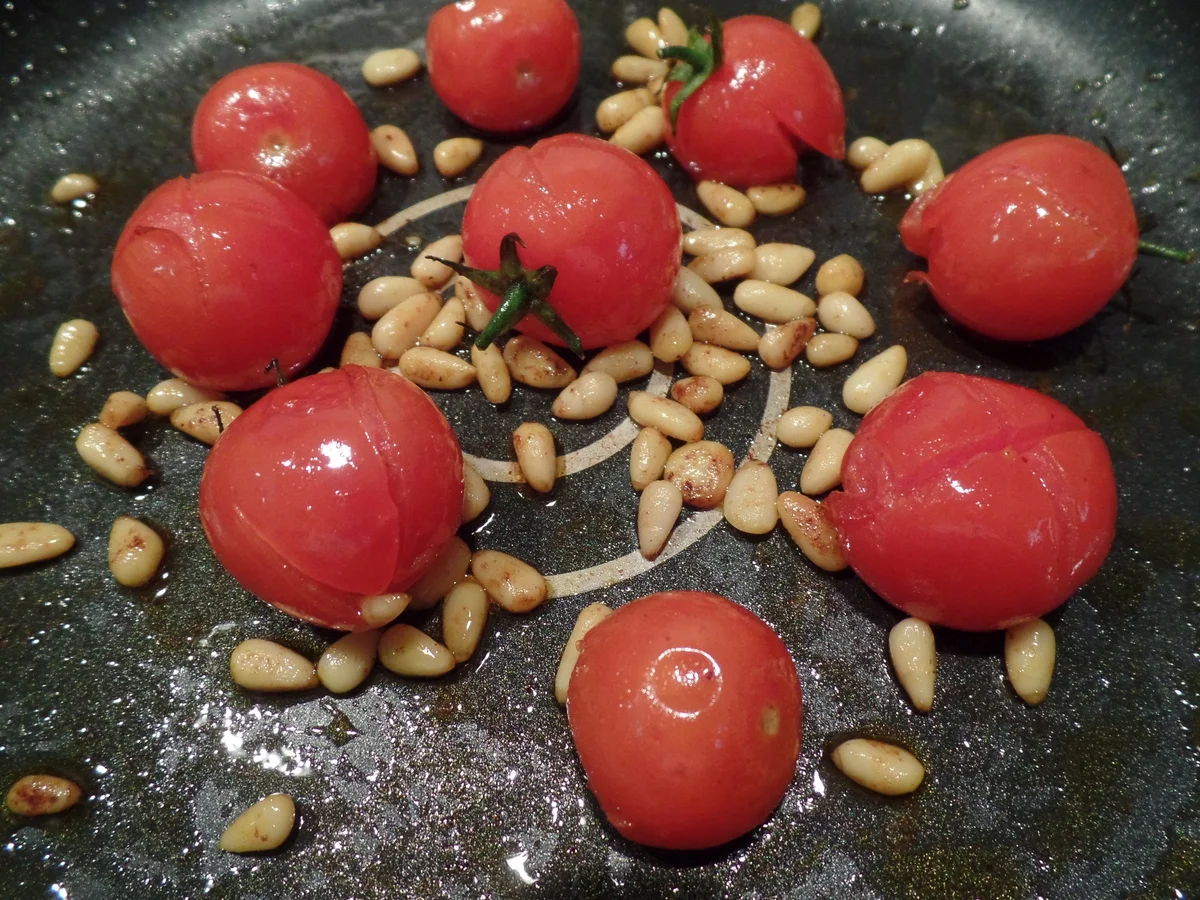 Rezept: Kartoffel-Zucchini-Puffer mit pochiertem Ei Bild Nr. 5589 Kartoffel-Zucchini-Puffer mit pochiertem Ei - Rezept - Bild Nr. 5589