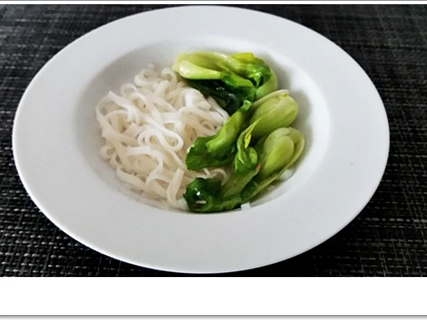 Pak Choi Suppe auf Hühnchenbrühe Basis - Rezept - Bild Nr. 5589