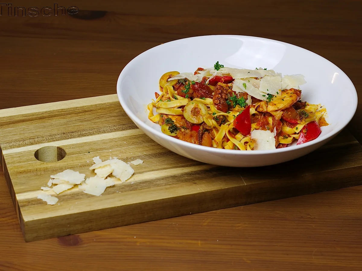 Mediterrane Oktopus-Tagliatelle - Rezept - Bild Nr. 5583