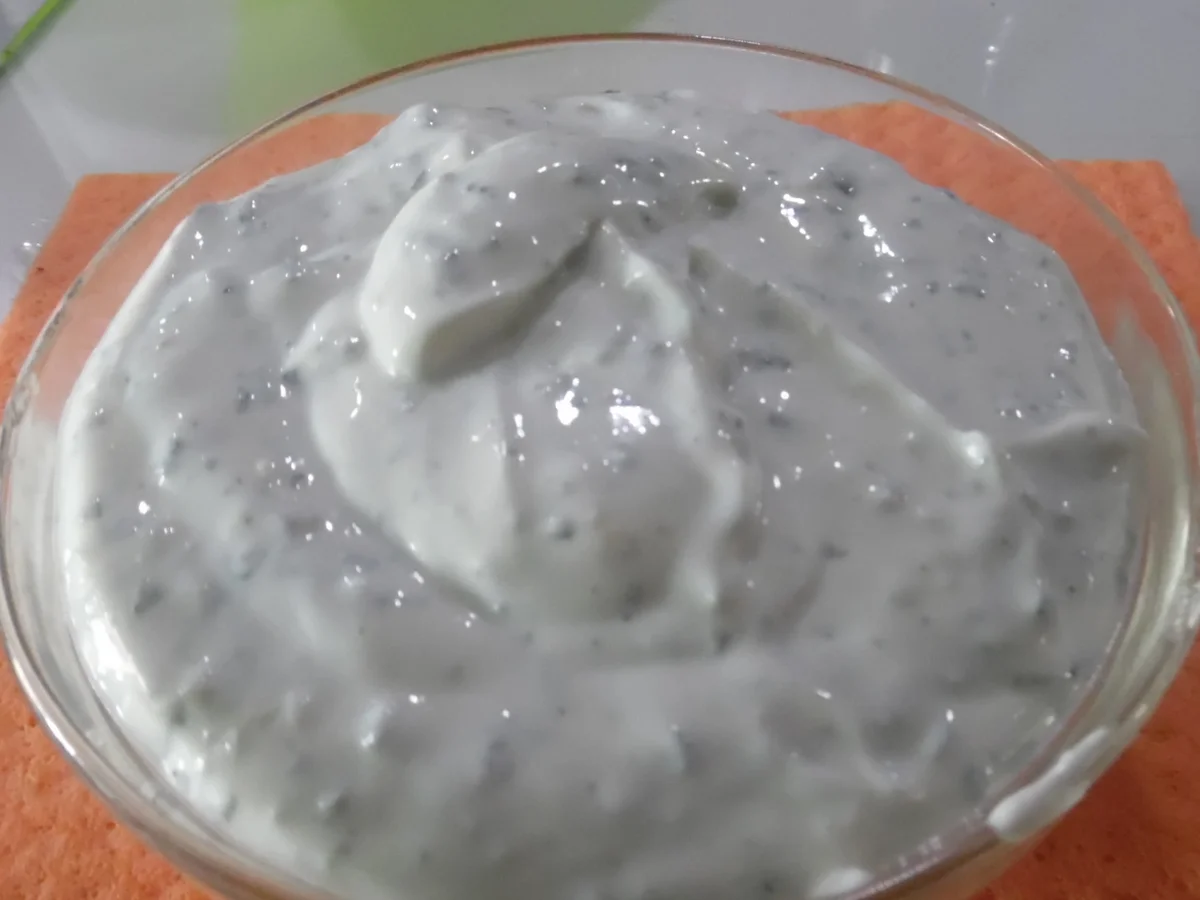 Rezept: Lamm-Kartoffel-Pfanne mit Salsa und Joghurt-Minz-Dip Bild Nr. 5589 Lamm-Kartoffel-Pfanne mit Salsa und Joghurt-Minz-Dip - Rezept - Bild Nr. 5589